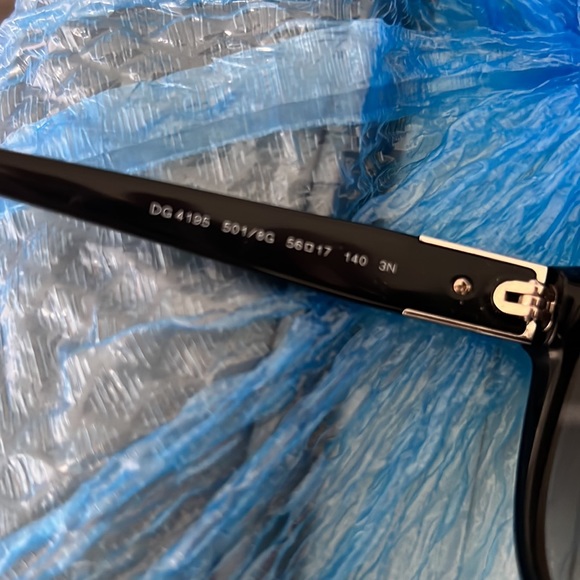 Dolce & Gabbana sunglasses worn once - Picture 4 of 6